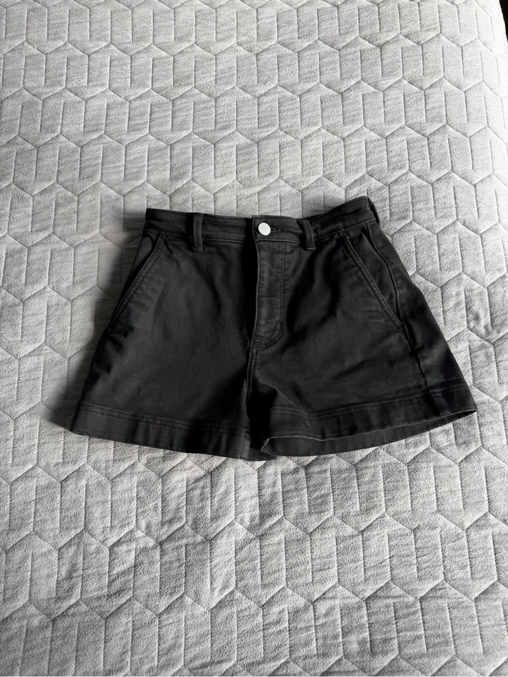 Everlane Black High-Rise Women's Shorts